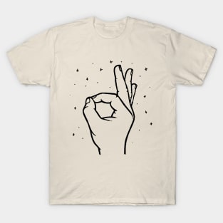 circle punch game T-Shirt